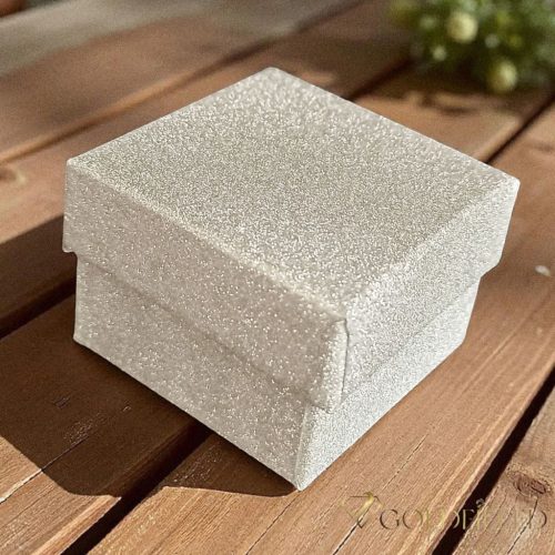  Pudełko na prezent (do kolczyków, damskiej naszyjnika, bransoletki) 10cm X 10cm